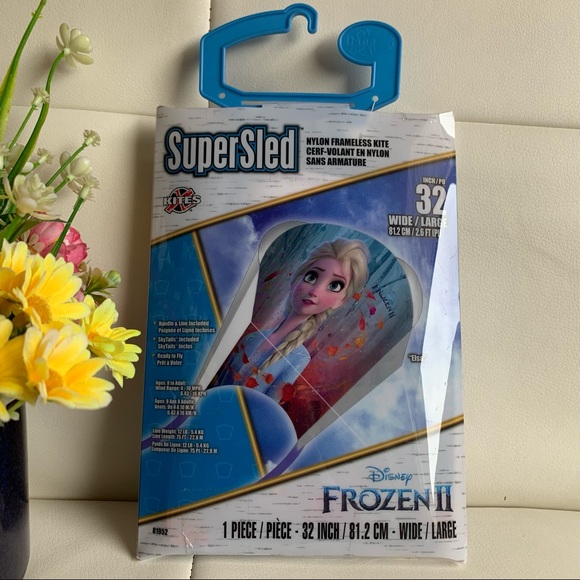 NWT FROZEN-ELSA SuperSled Nylon FramelessKite-32”L - Picture 4 of 4